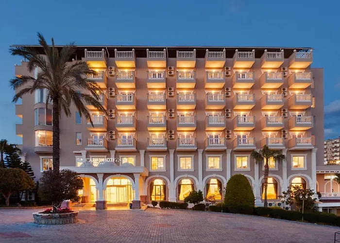 Larina Resort & Spa